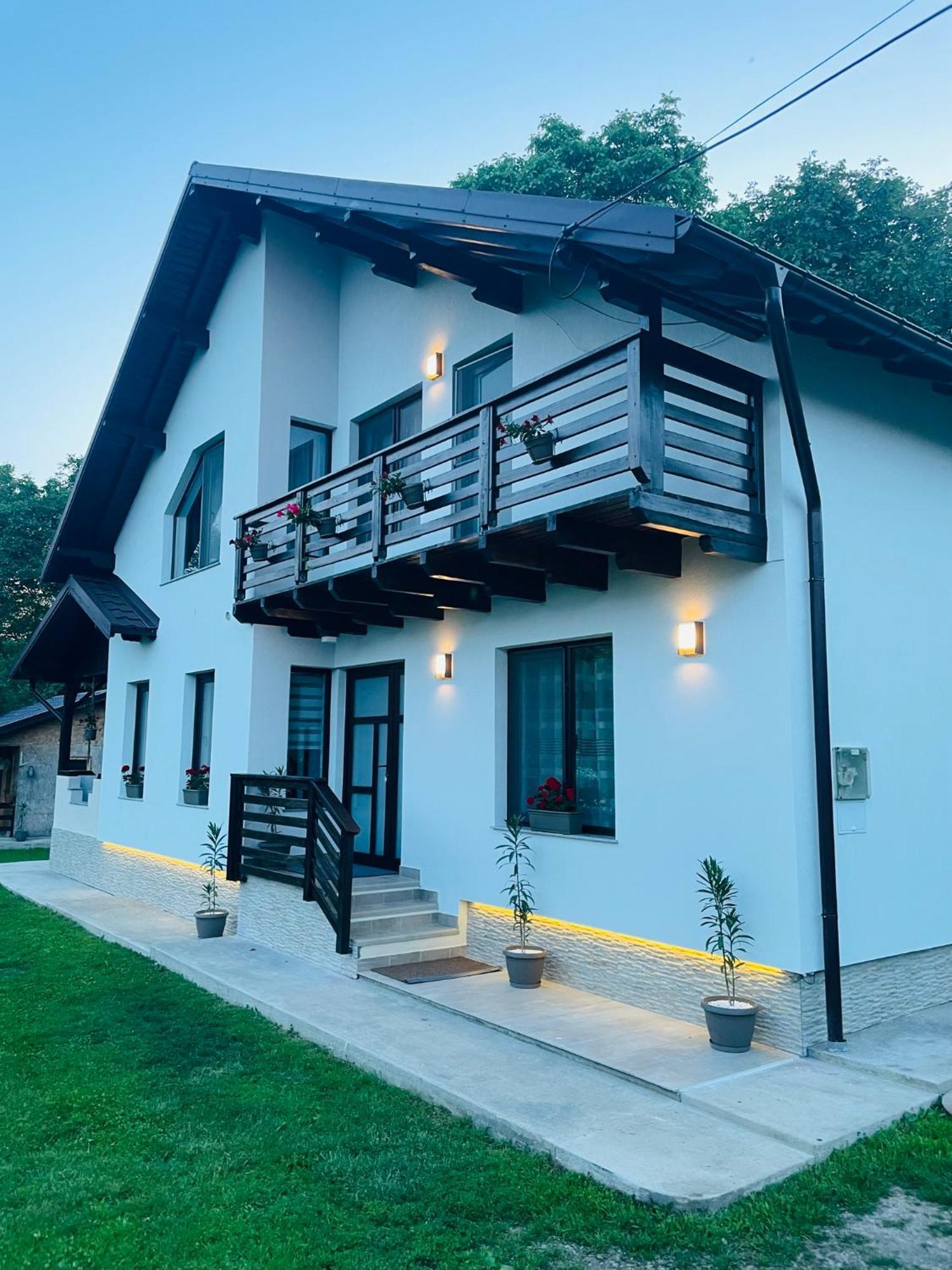 Viila To Villa Bertea Exterior foto